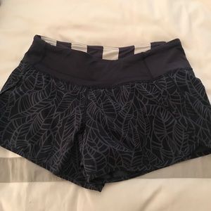 Lulu running short size 6